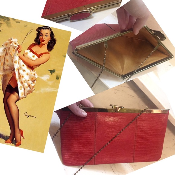 Vintage Handbags - Red unique true vintage 1960s pinup bag♥️